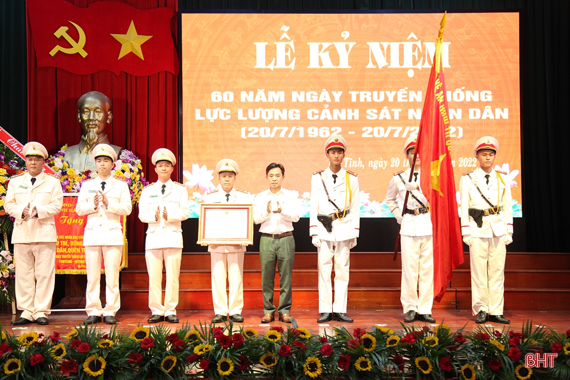 Xây dựng lực lượng Cảnh sát nhân dân Công an Hà Tĩnh ngày càng tinh nhuệ, hiện đại