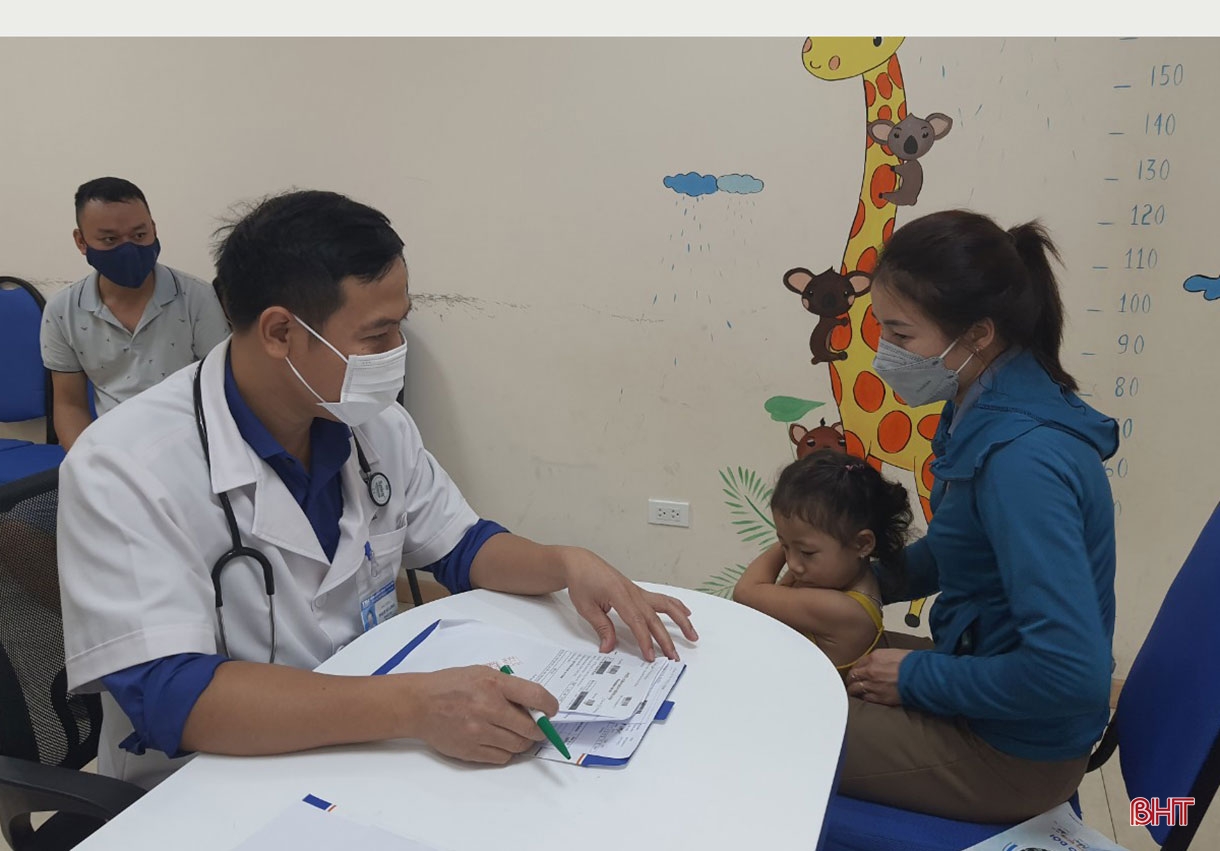 Bác sỹ rời cơ sở y tế công và thách thức về bài toán nhân lực (Bài 1): Chuyện những người chấp nhận mất biên chế