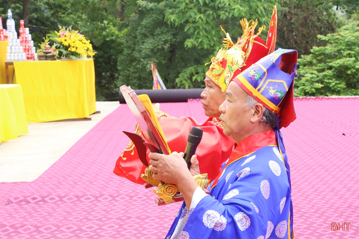 Thành kính lễ tế dân gian Đức Thủy Tổ Kinh Dương Vương