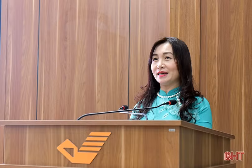 Hợp tác hỗ trợ nông dân Hà Tĩnh chuyển đổi số và tiêu thụ nông sản, hàng hóa