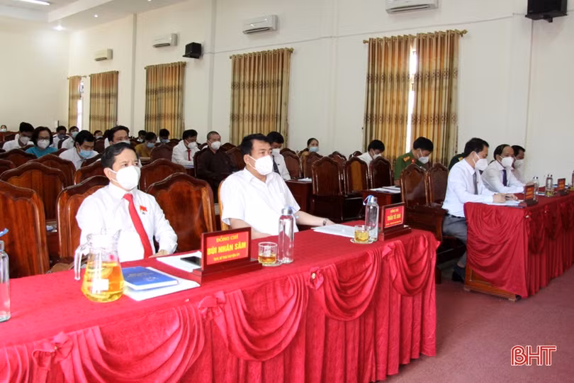 Bí thư Huyện ủy Hương Sơn Bùi Nhân Sâm trúng cử chức vụ Chủ tịch HĐND huyện
