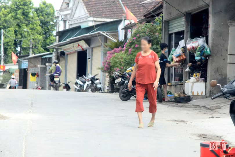 Hà Tĩnh: Dịch Covid-19 còn phức tạp, nhiều người dân vẫn... quên 5K!