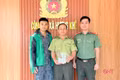 Người dân Hương Khê tự nguyện giao nộp cá thể tê tê Java quý hiếm