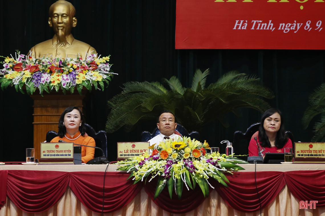 Phiên khai mạc Kỳ họp thứ 15 HĐND tỉnh Hà Tĩnh: Đại biểu nghe các báo cáo, tờ trình quan trọng