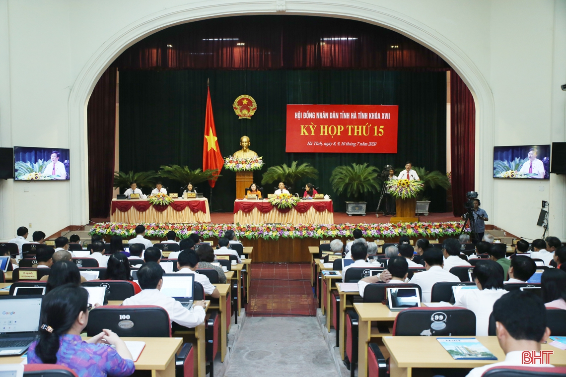 Phiên khai mạc Kỳ họp thứ 15 HĐND tỉnh Hà Tĩnh: Đại biểu nghe các báo cáo, tờ trình quan trọng