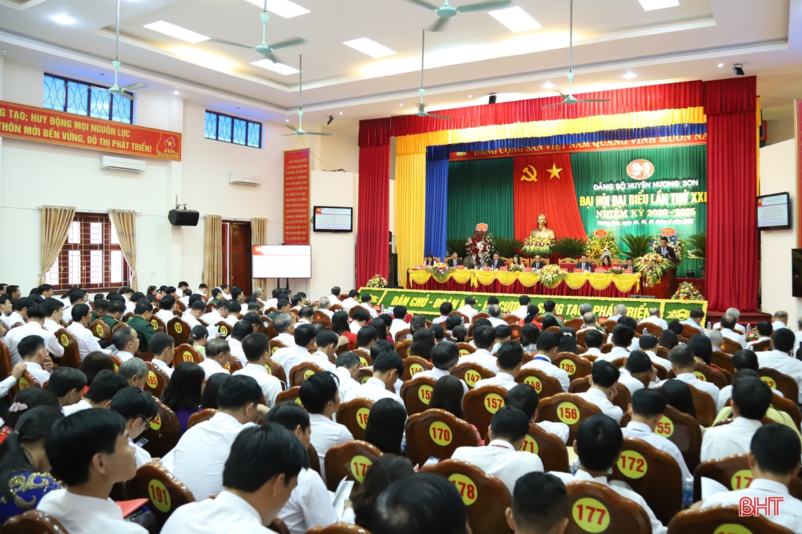 Bầu 39 đồng chí vào Ban chấp hành Đảng bộ huyện Hương Sơn nhiệm kỳ 2020 - 2025