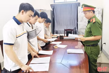 Khởi tố 4 đối tượng đánh bạc bằng hình thức cá độ bóng đá