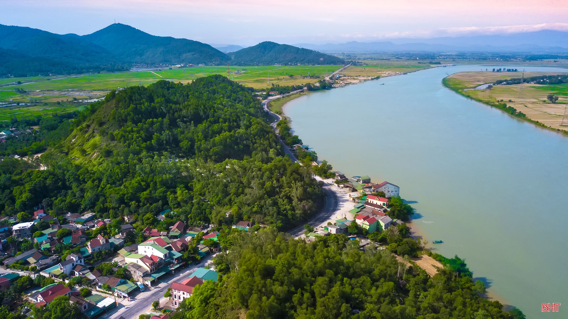 “Bài hát được mọi người yêu mến là giải thưởng tuyệt vời nhất”