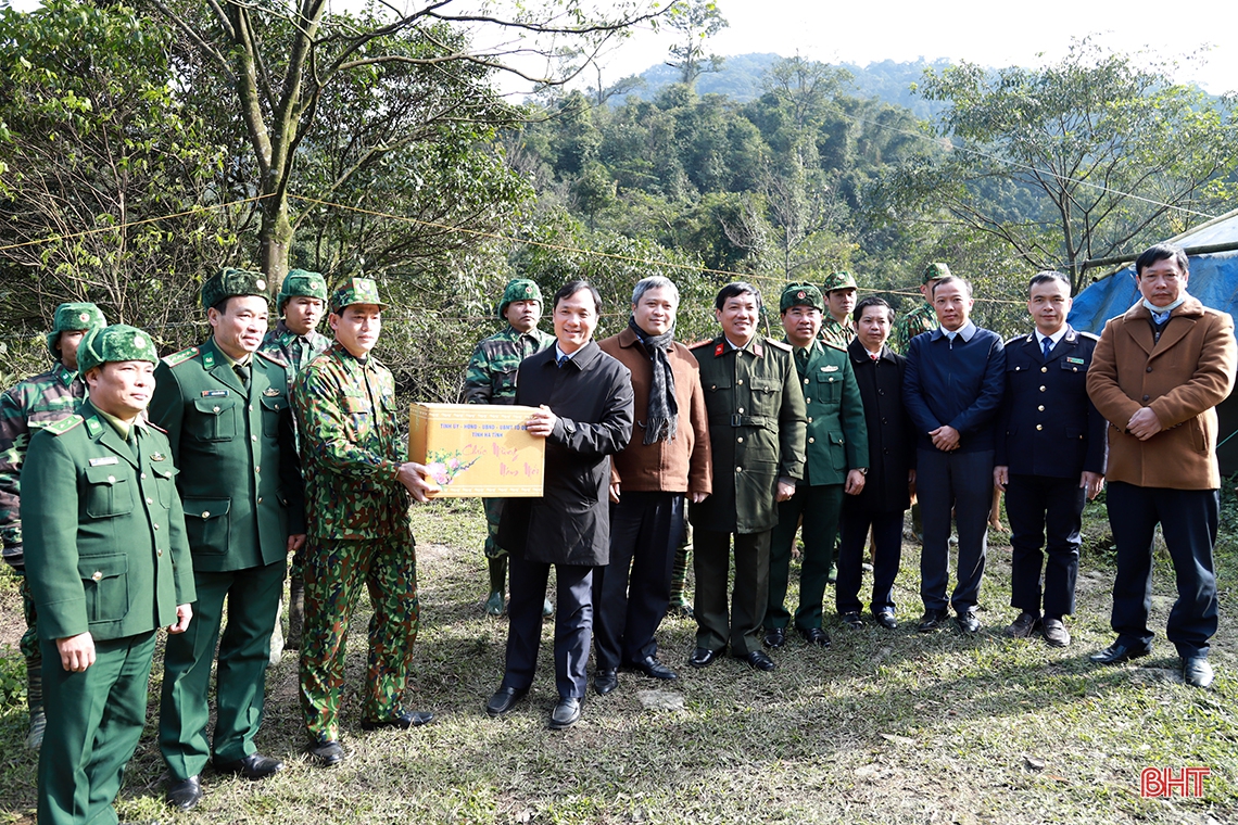 Tập trung tháo gỡ khó khăn, thu hút đầu tư vào KKT Cầu Treo - Hà Tĩnh