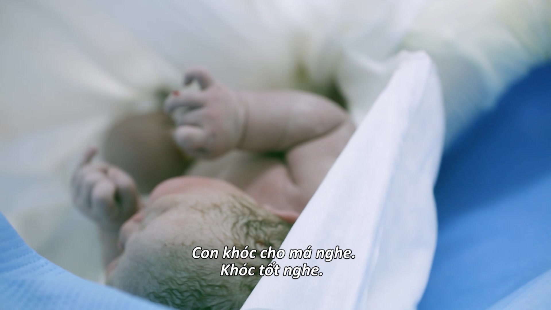 Hoá ra trên cuộc đời này, vẫn có những con người quên hết mọi thứ để cứu sống người khác