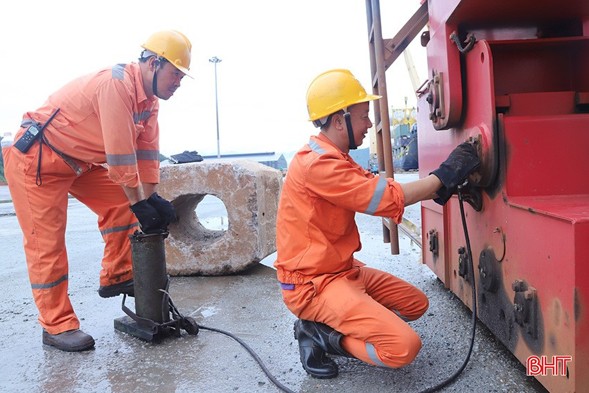 Cùng với đẩy mạnh phong trào thi đua lao động, sản xuất, các doanh nghiệp ở Khu kinh tế Vũng Áng đã xây dựng kế hoạch chăm lo tết chu đáo cho người lao động.