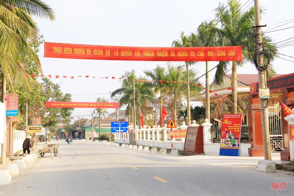 Hà Tĩnh rực rỡ cờ hoa chào mừng Đại hội XIII của Đảng