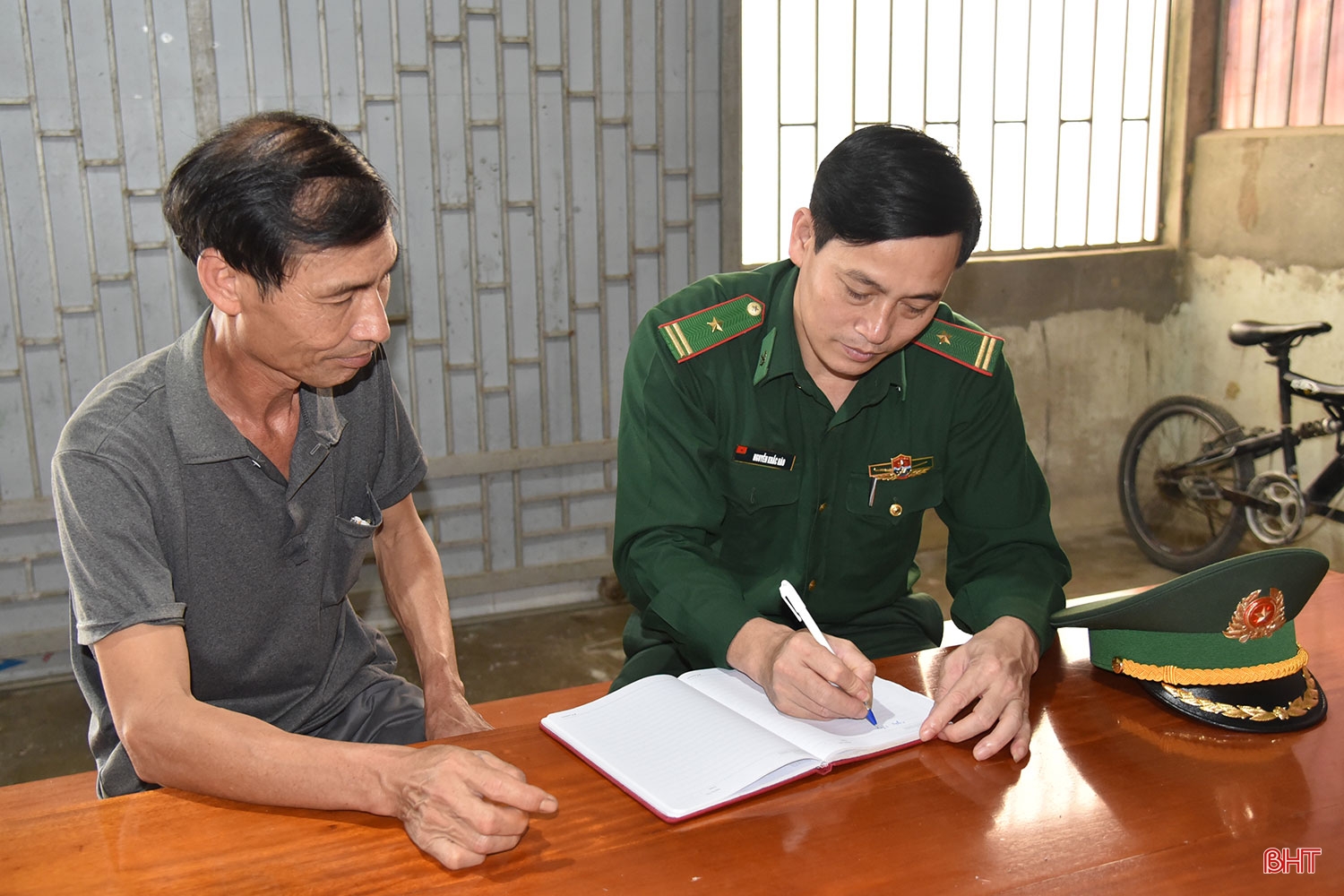 Thiếu tá Nguyễn Khắc Hào - đẹp thêm hình ảnh người lính quân hàm xanh