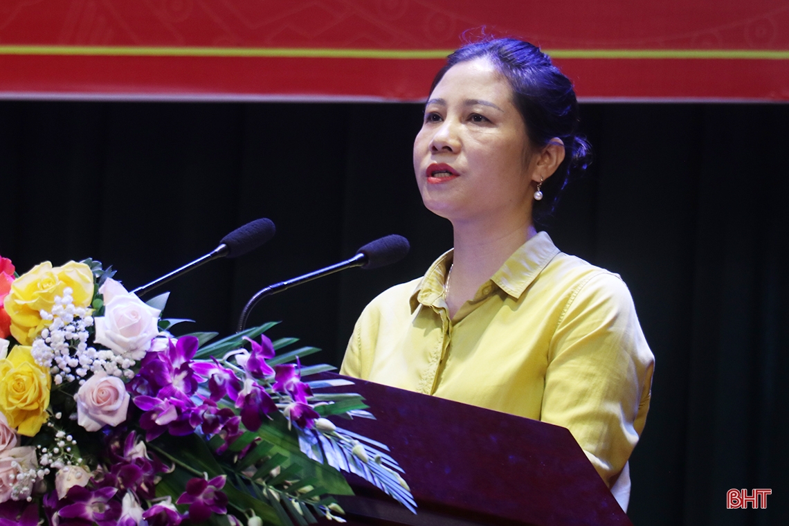 Chánh Văn phòng Trung ương Đảng Lê Minh Hưng tiếp xúc cử tri tại Nghi Xuân