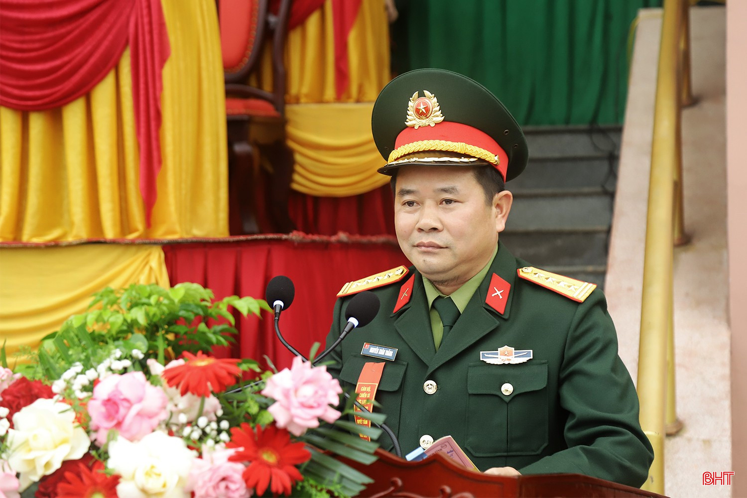 bqbht_br_chi-huy-truong.jpg