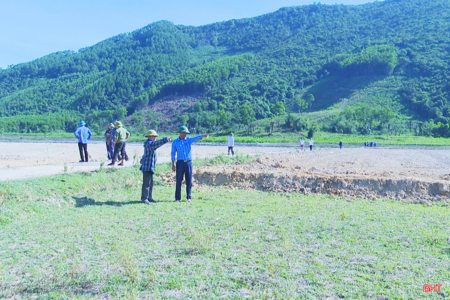 bqbht_br_cac-cap-cac-nganh-o-vu-quang-dang-gap-rut-day-nhanh-tien-do-kiem-tra-do-dac-cap-giay-chung-nhan-dat-o-co-nguon-goc-truoc-nam-1980-va-dat-san-xuat-nong-nghiep.jpg