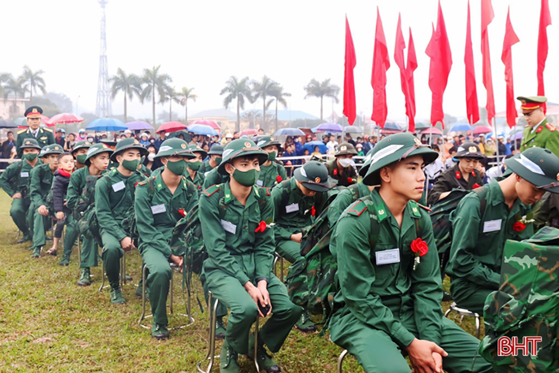 Tiến bước dưới quân kỳ với sứ mệnh thiêng liêng