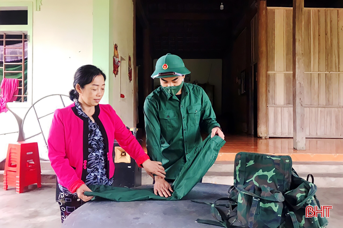 Tiến bước dưới quân kỳ với sứ mệnh thiêng liêng