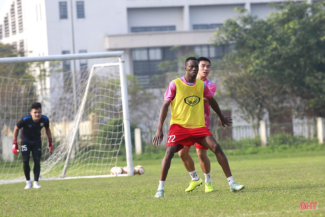 Hồng Lĩnh Hà Tĩnh nâng cao chiến thuật trong quãng nghỉ V.League 2023