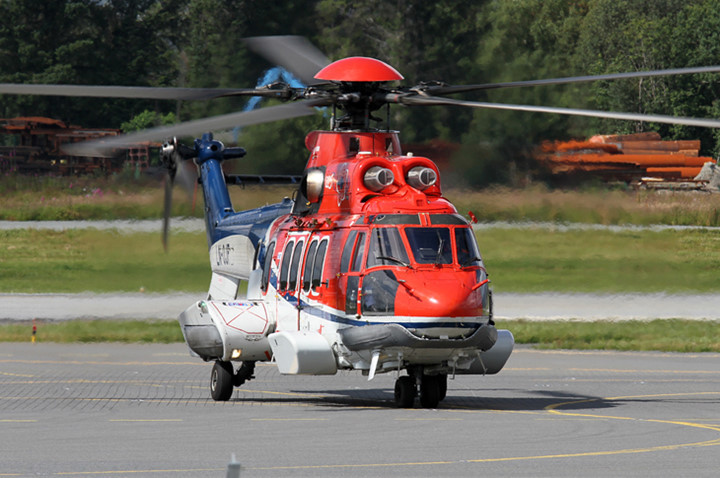 hinh anh may bay truc thang tam xa ec 225 hien dai nhat the gioi