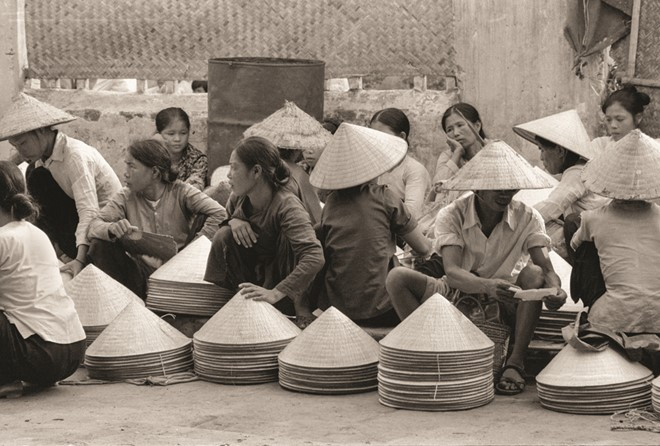 ha noi thoi bao cap qua anh nha ngoai giao anh