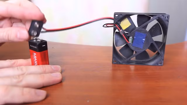 tu che quat ban mini cuc ky don gian chi chua toi 10 phut