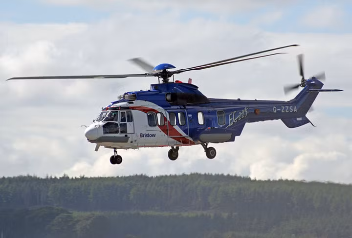 hinh anh may bay truc thang tam xa ec 225 hien dai nhat the gioi