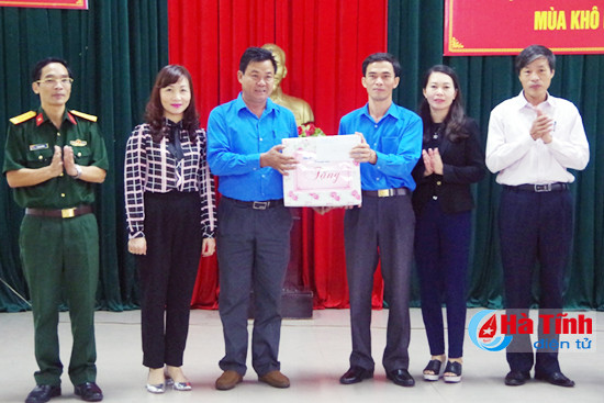 xuat quan lam nhiem vu quy tap mo liet sy mua kho 2016 2017