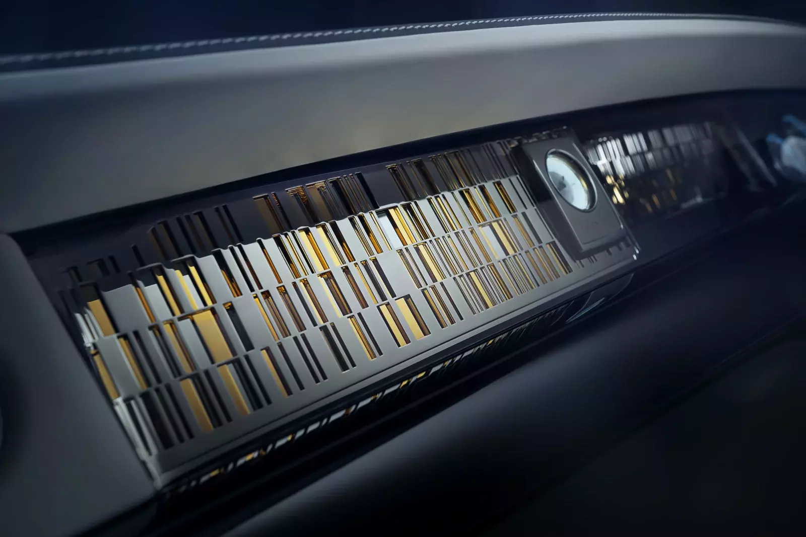 Rolls-Royce Phantom VIII Tranquility giá 70 tỷ đồng tại TP.HCM