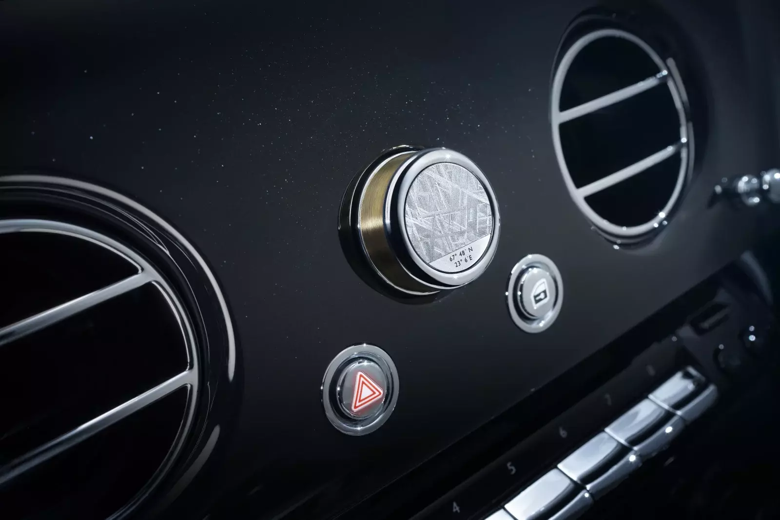 Rolls-Royce Phantom VIII Tranquility giá 70 tỷ đồng tại TP.HCM