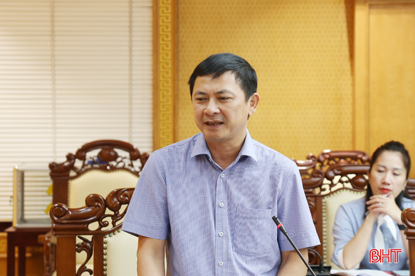 Phó Chủ tịch UBND tỉnh Lê Ngọc Châu kiến nghị với đoàn công tác một số nội dung liên quan. 8A.jpg
