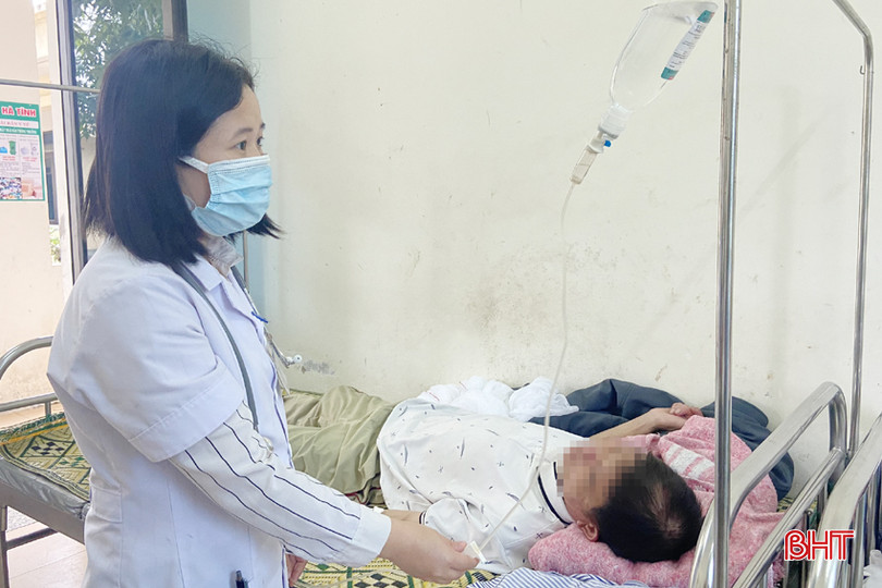 Một bệnh nhân bị rối loạn tâm thần do lạm dụng rượu phải vào điều trị tại Bệnh viện Tâm thần Hà Tĩnh. ruou 1A.jpg