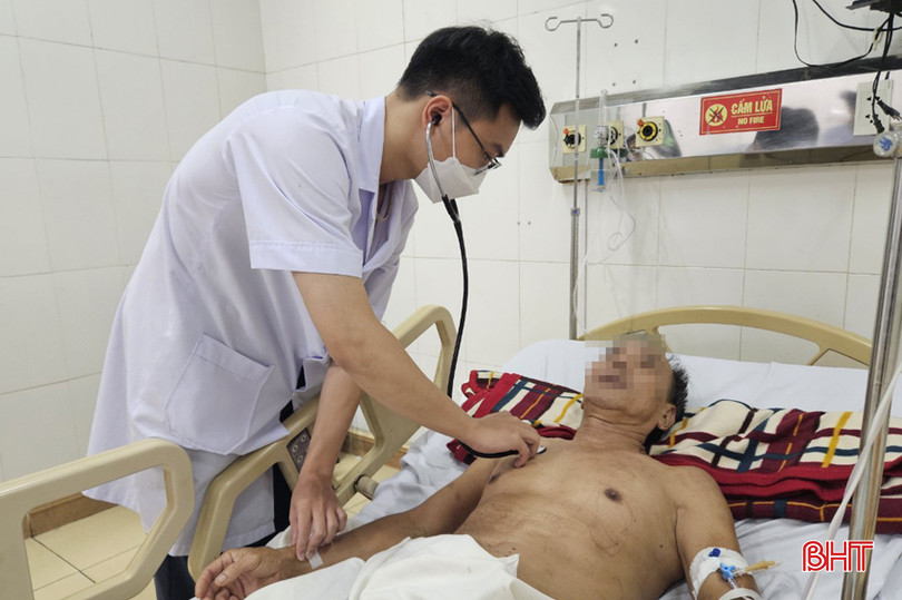 Bệnh nhân T.P.M đã hồi phục, không còn phải thở máy. z5435245485882_32167e680801641f4653ef1c35e0145aA.jpg