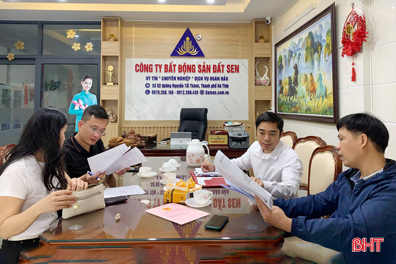 Lượng khách hàng giao dịch bất động sản ở Hà Tĩnh tăng mạnh so với cùng kỳ năm 2023. 4.jpg