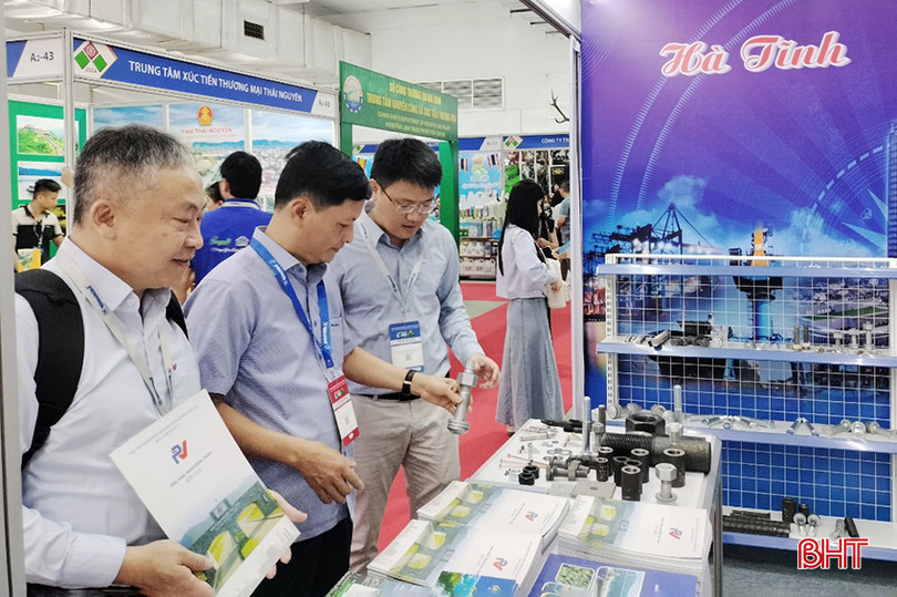 Hà Tĩnh giới thiệu các sản phẩm tại Hội chợ thương mại Quốc tế Việt Nam lần thứ 33, diễn ra từ ngày 3-6/4/2024 tại Hà Nội. 2.jpg