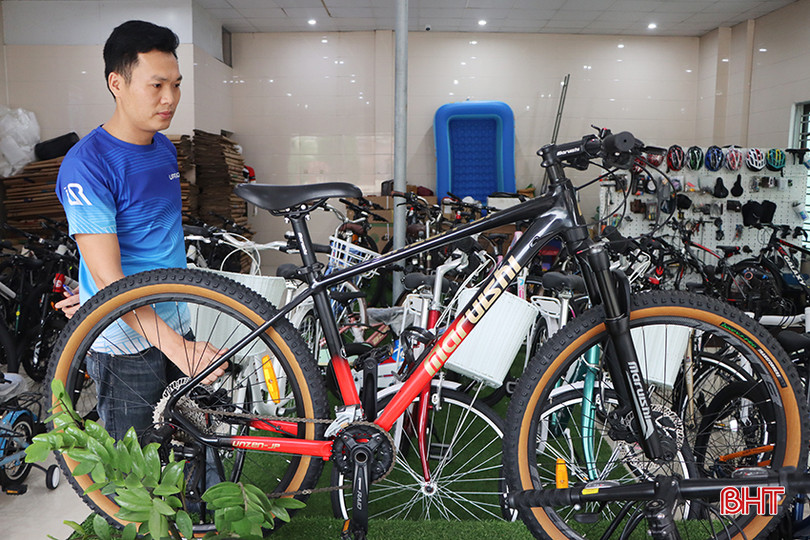 Thị trường xe đạp ở Hà Tĩnh đang khá phong phú từ kiểu dáng, thương hiệu đến giá tiền. 5.jpg