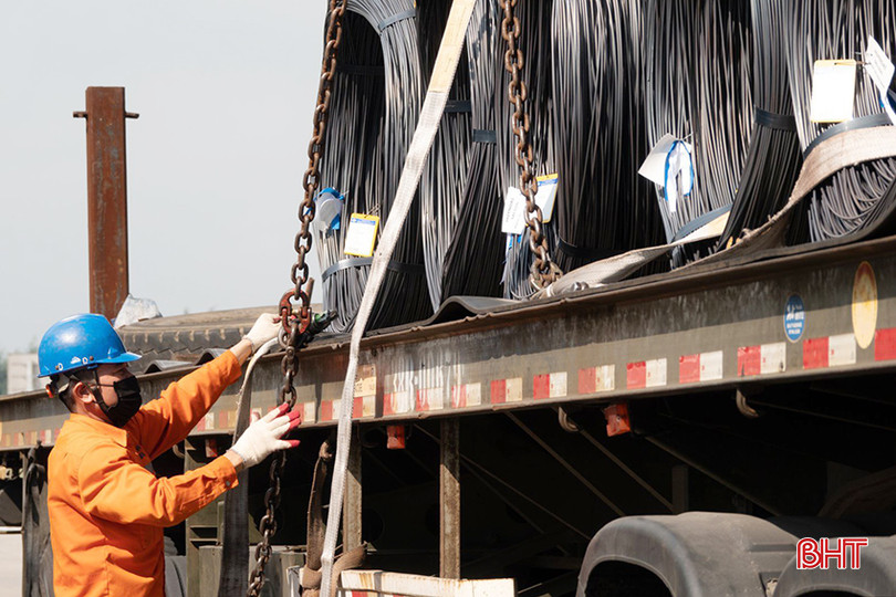 Formosa Hà Tĩnh đóng nộp thuế xuất nhập khẩu lớn cho Hà Tĩnh. 4.jpg