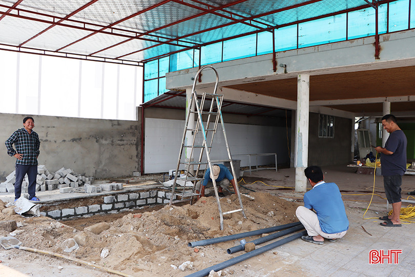 Nhà hàng Yến Việt đầu tư hơn 300 triệu đồng sửa chữa ki-ốt kinh doanh dịch vụ ăn uống. 9351.jpg