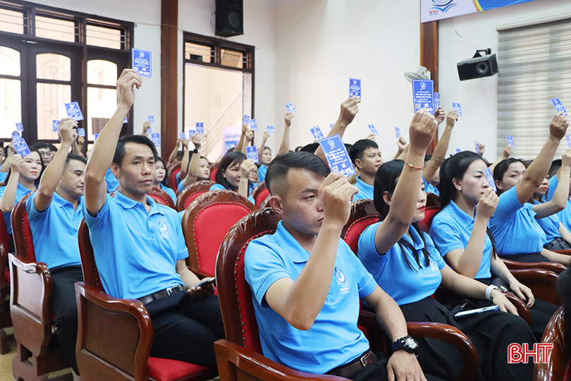 Đại hội hiệp thương cử Chủ tịch Hội LHTN Việt Nam huyện Cẩm Xuyên khóa VI, nhiệm kỳ 2024 – 2029. 8.jpg