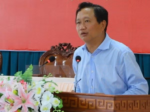 doi tuong bi truy na trinh xuan thanh ra dau thu co quan cong an