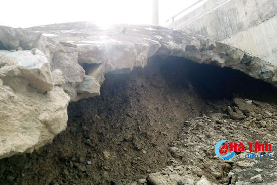 mo cau hoi trung vu quang sat lo nghiem trong