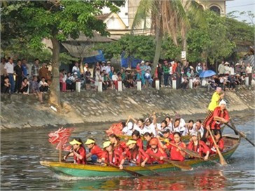 Sông cụt - một trong những công trình trọng điểm của Thành phố HT được đầu tư nâng cấp bằng nguồn vốn dự án ADB về cải thiện đô thị miền trung