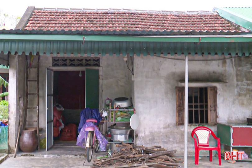 Ngôi nhà của chị Nguyễn Thị Minh xuống cấp nghiêm trọng bqbht_br_z7172219578289-e431a1593c63cc15265f71ae159255ce.jpg