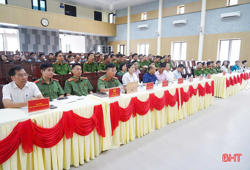 Đại biểu tham dự hội nghị. bqbht_br_z7030586166520-622220b250af9b073be94b29b2d1e733.jpg