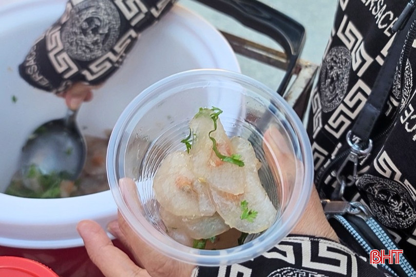Những món ăn vặt bánh bèo, bánh ngào là sở thích quen thuộc của nhiều người. bqbht_br_t.jpg