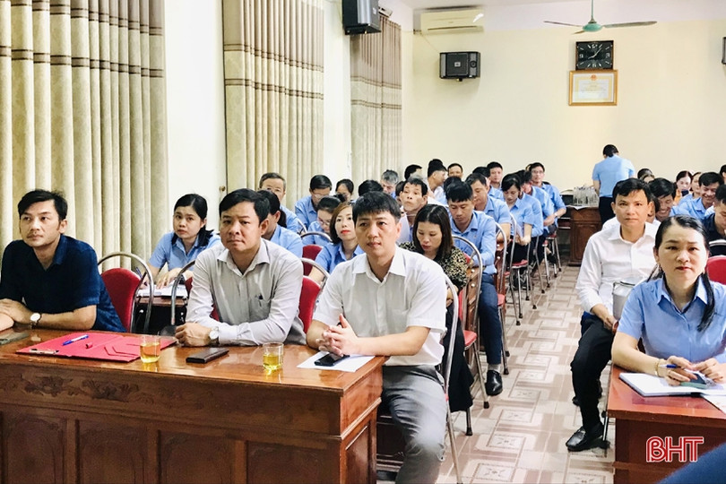 Trang bị kiến thức chuyển đổi số cho cán bộ, doanh nghiệp Hương Sơn ảnh 1 Trang bị kiến thức chuyển đổi số cho cán bộ, doanh nghiệp Hương Sơn