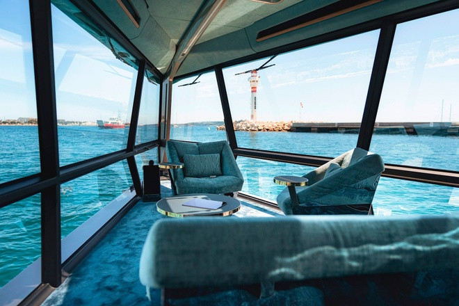 BMW trình làng du thuyền sang trọng chạy bằng pin