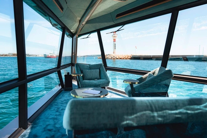 BMW trình làng du thuyền sang trọng chạy bằng pin