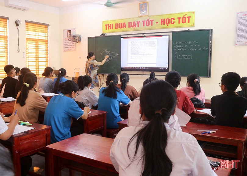 1.094 thí sinh đăng ký dự thi vào Trường THPT Chuyên Hà Tĩnh