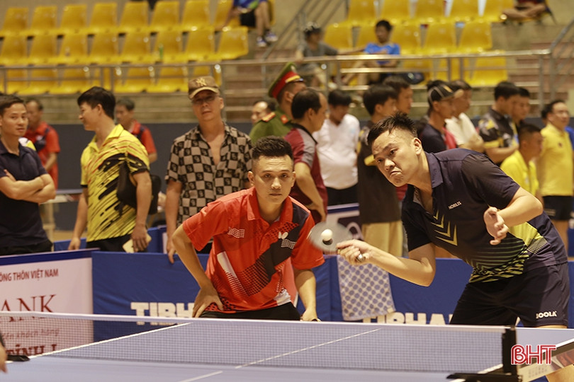 Dấu ấn 3 mùa giải bóng bàn các CLB mở rộng Báo Hà Tĩnh ảnh 8 Dấu ấn 3 mùa giải bóng bàn các CLB mở rộng Báo Hà Tĩnh